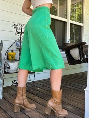 ‘70s High-Waist Green culottes